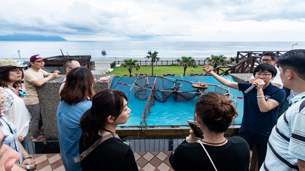 intro_beagiver__fishbar_06